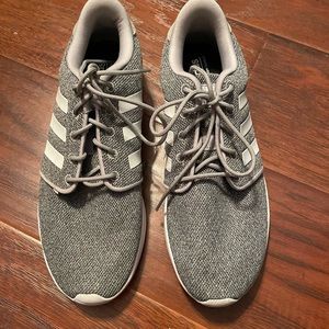 Adidas tennis shoes size 8.5